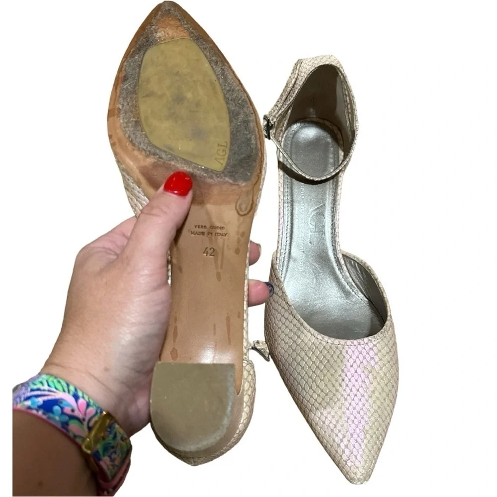 EUC - AGL Attilio Giusti Leombruni D'Orsay Shim Snake Heels - size 12 (42)